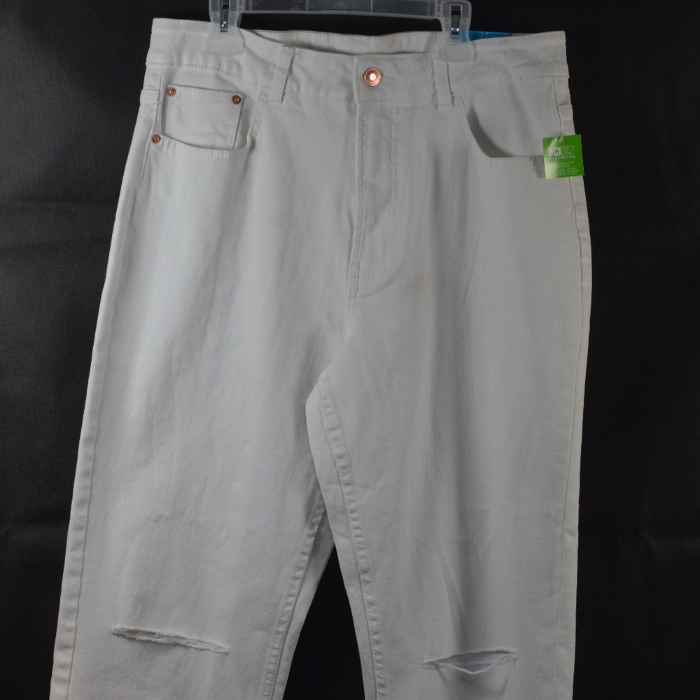 White Cropped Ripped Jeans SZ 12 George NWT